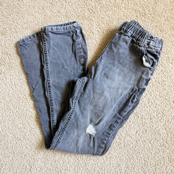Indigo Bank Kids Other - 👖 Indigo Bank Kids Gray Distressed Jeans – Size 150 (Youth)